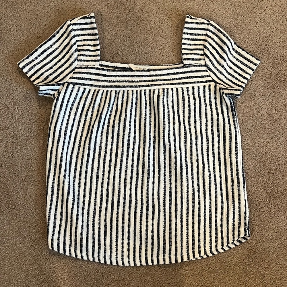 Women’s Lucky Brand Top. Size S.